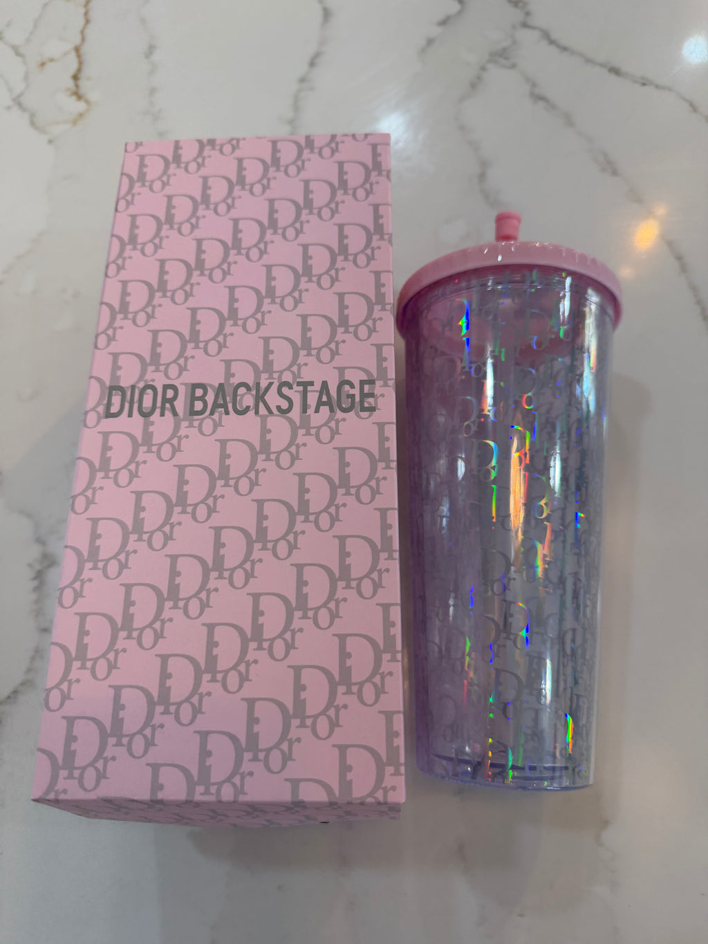 Holographic Tumbler