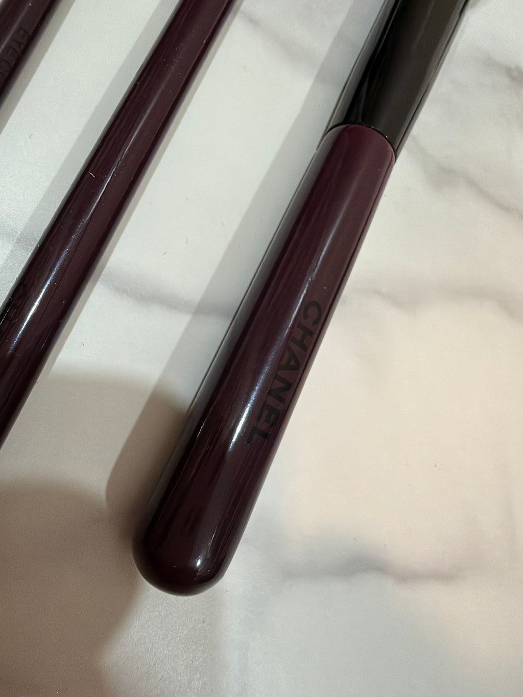 CC Les Pinceaux Rouge Noir – 3-Piece Makeup Brush Set