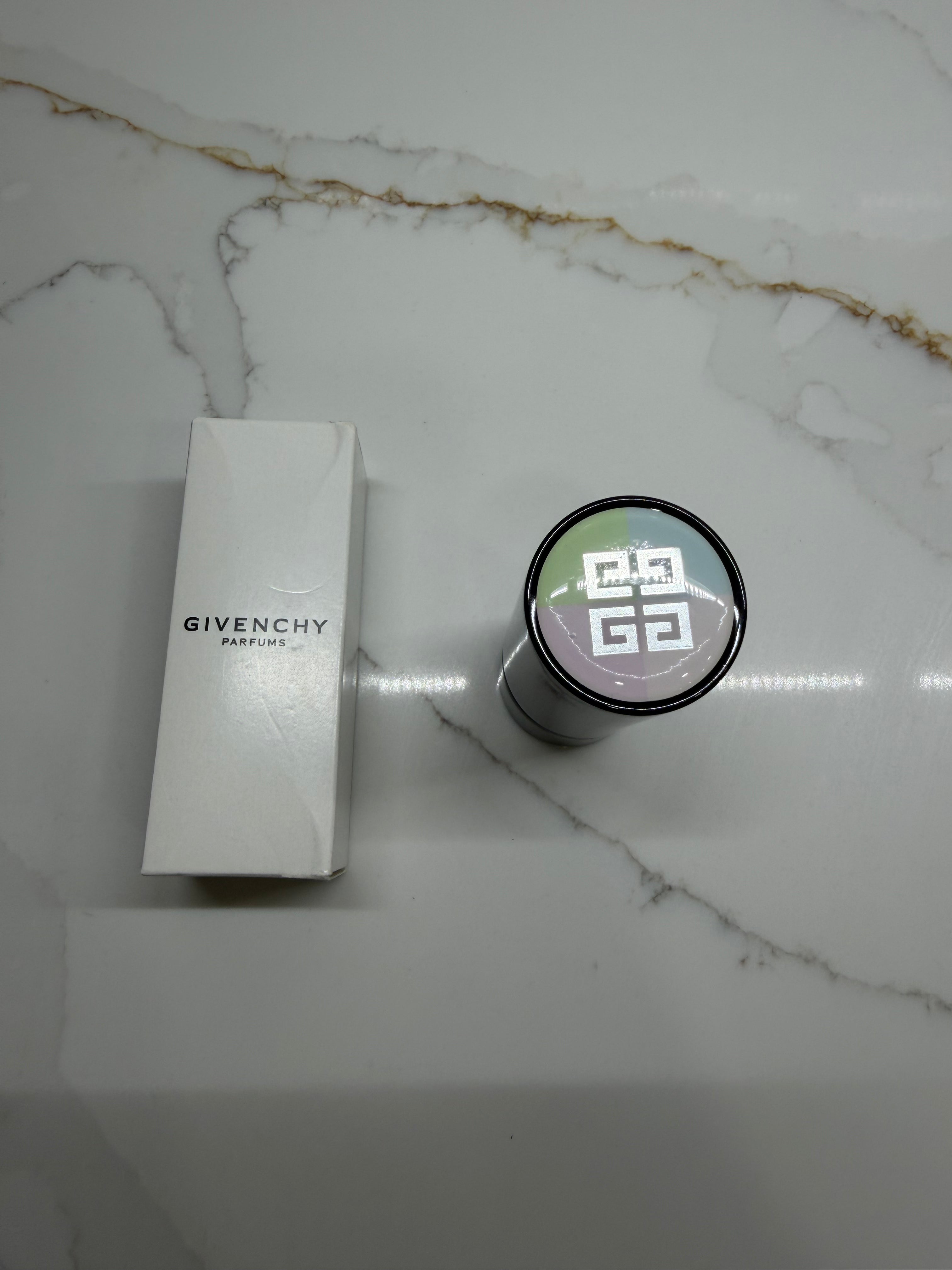 Givenchy Prisme Libre On-The-Go Brush