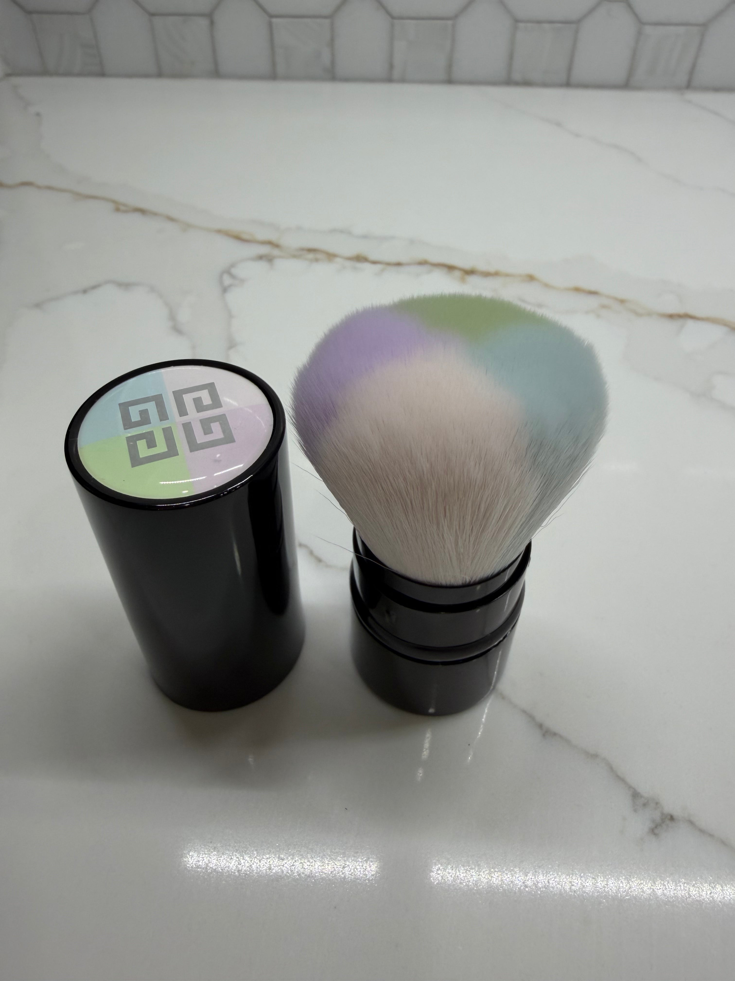 Givenchy Prisme Libre On-The-Go Brush